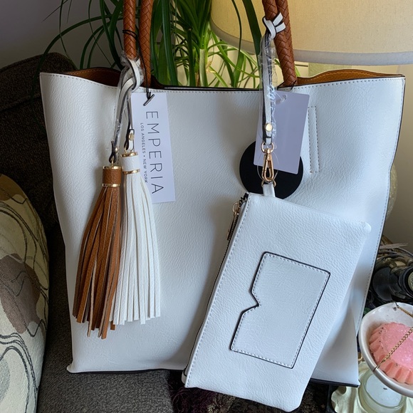 ⛔️SOLD⛔️Emperia genuine soft leather 3 pieces top zip tote - Picture 2 of 16